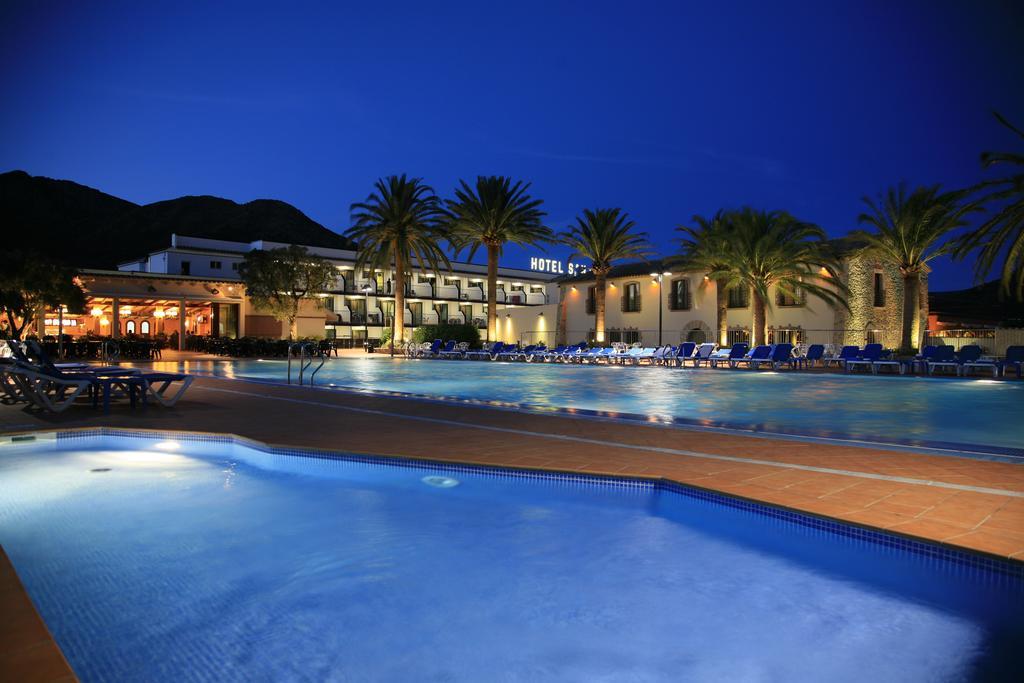 San Carlos 4*